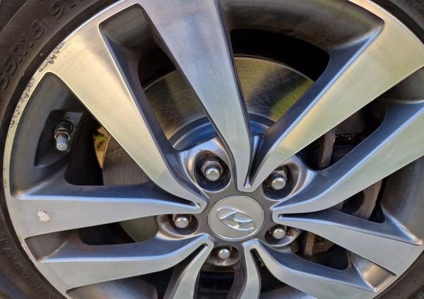 Hyundai I30 cena 39900 przebieg: 182712, rok produkcji 2017 z Pruszków małe 301